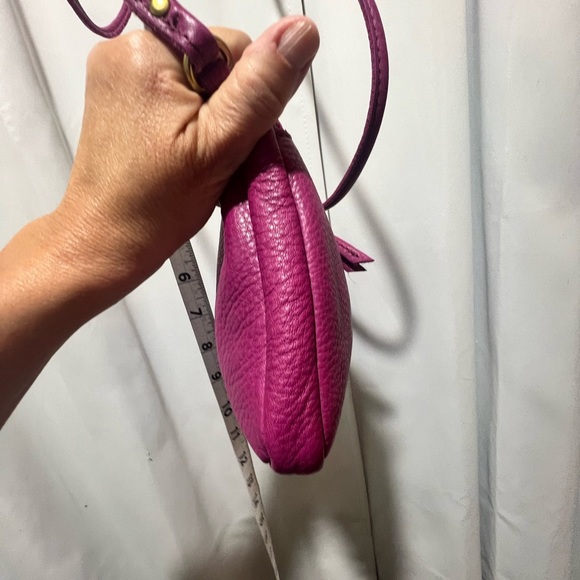 Fossil Magenta Leather Crossbody Bag - Picture 6 of 12